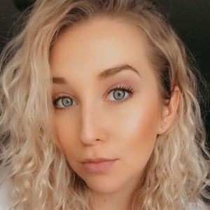 Meet your Posher, Skylar